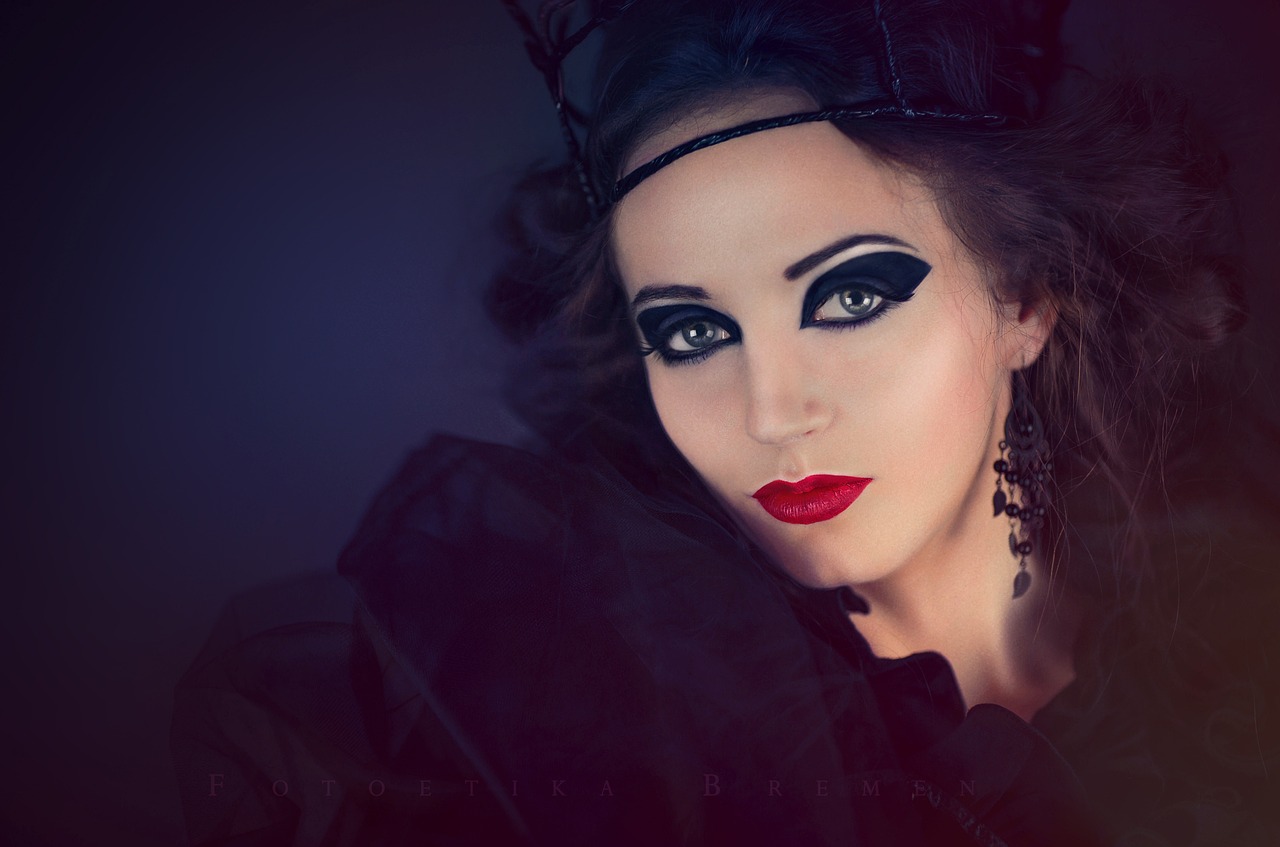 entdecken sie die häufigsten makeup-fehler und lernen sie, wie sie sie vermeiden können, um einen perfekten look zu erzielen. von der wahl der richtigen produkte bis zu den besten anwendungstechniken – holen sie sich wertvolle tipps für ein makelloses make-up.